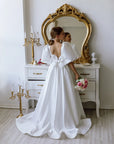 Rochie alba lunga eleganta cu trena, pentru fete - Mira