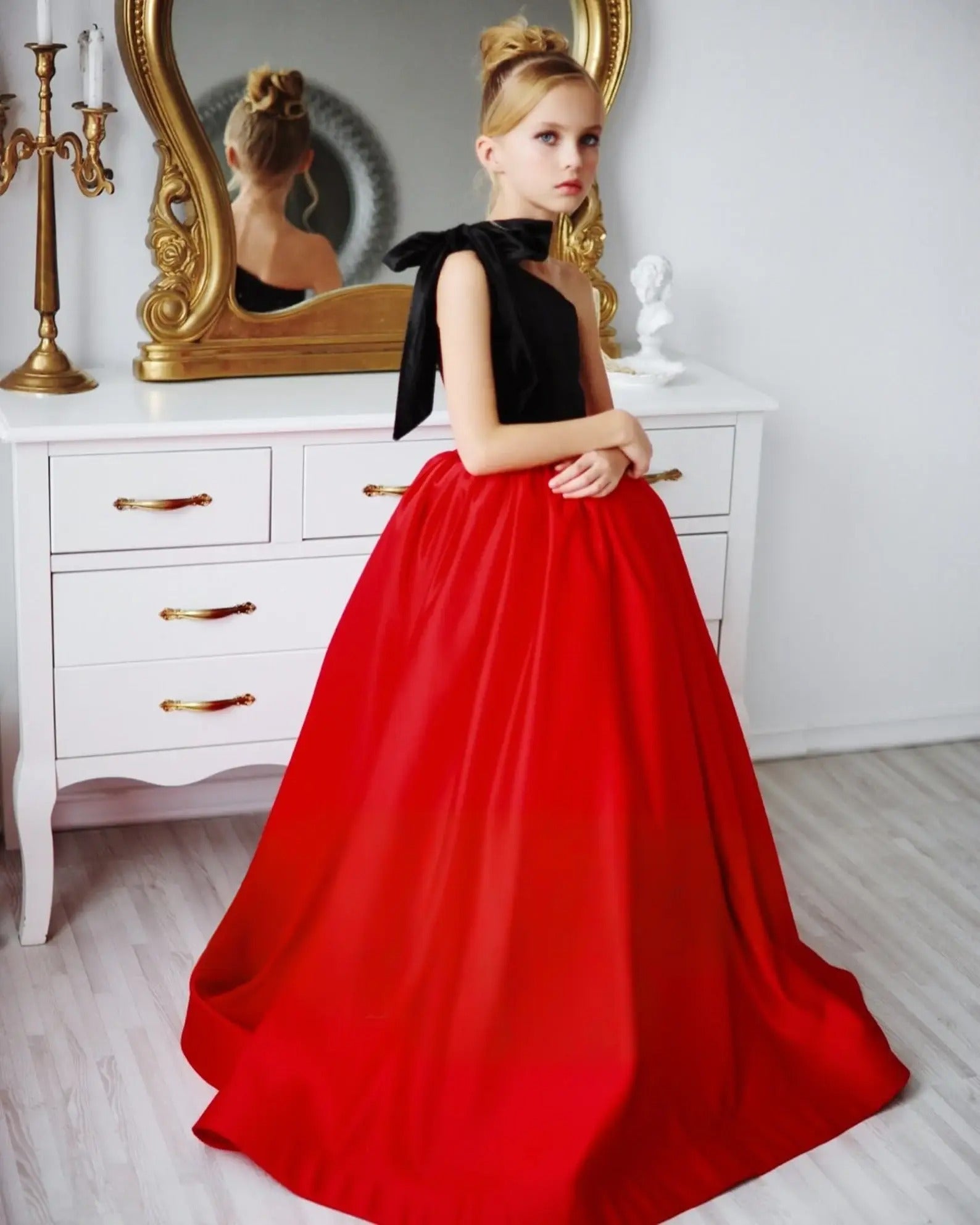 Rochie eleganta lunga din catifea neagra si tafta rosie pentru fete - Francesca