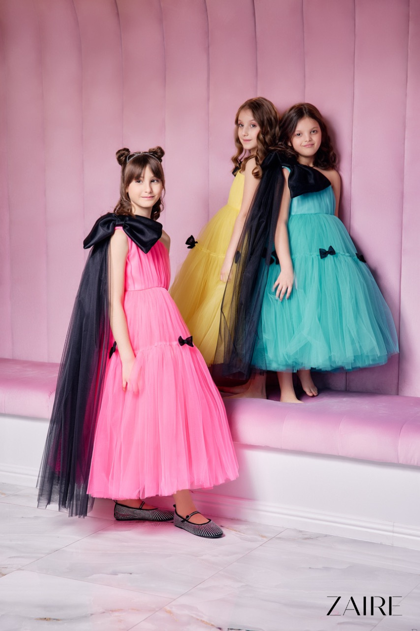 Rochie Eleganta fete, cu fundite negre - 7 ani, 10 ani si 11 ani (produs disponibil in stoc)