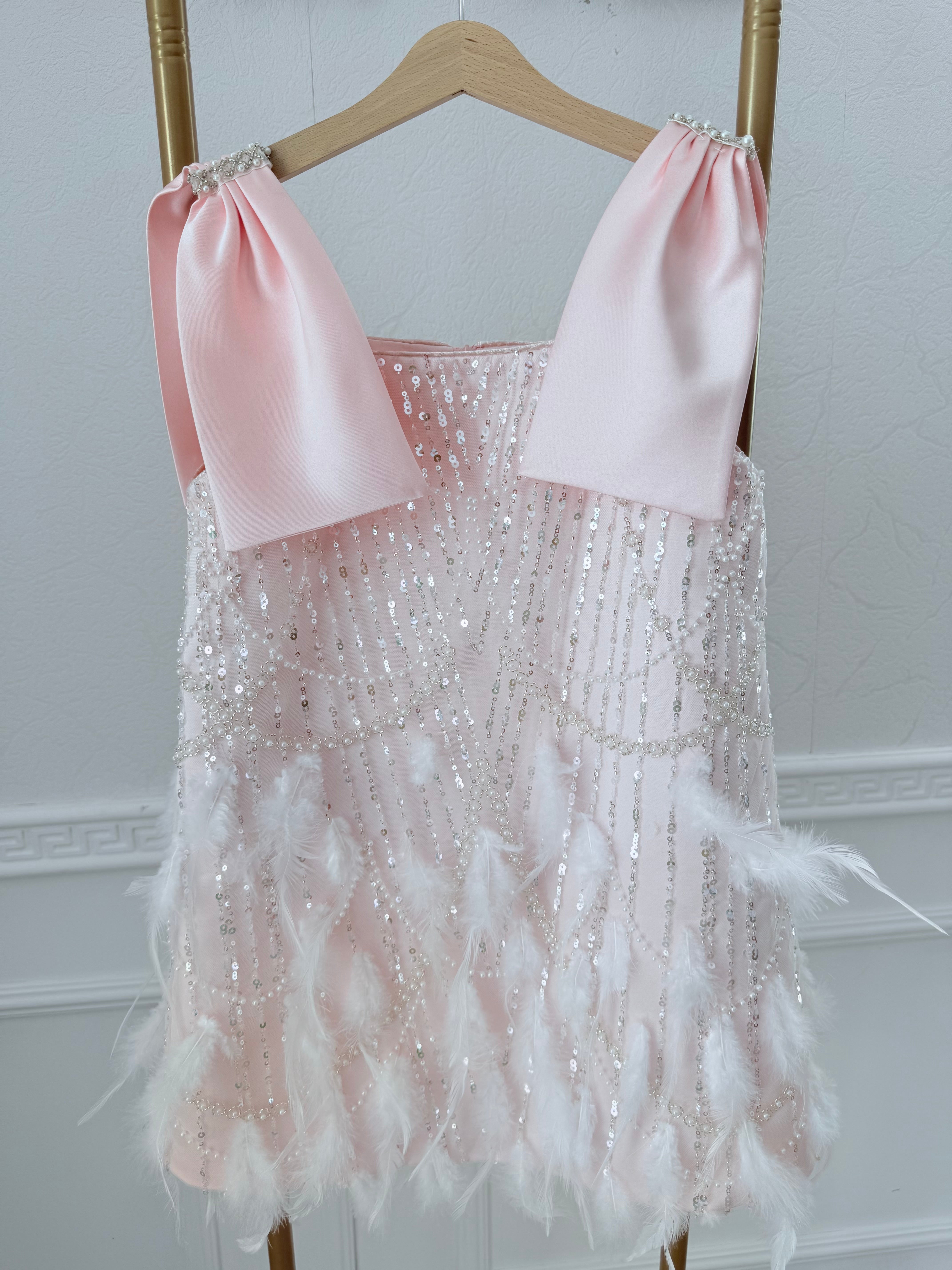 Rochie roz elegantă din dantelă și fulgi naturali pentru fete - Haven