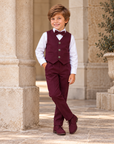 Costum elegant burgundy 4 piese cu vestă, pantalon, cămașă albă și papion pentru băieți - Theodor