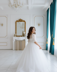Rochie alba lunga eleganta pentru fete, din tulle alb si dantela chantilly - Tiana