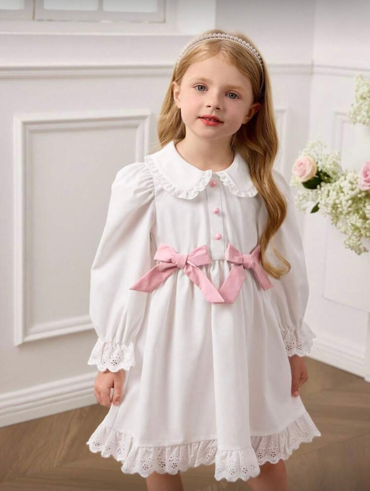 Rochie alba cu dantela si fundite roz pentru fete - Alice