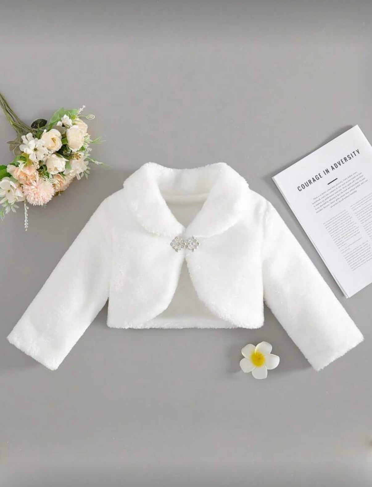 Bolero alb elegant din blanita ecologica pentru fete -  Blanca