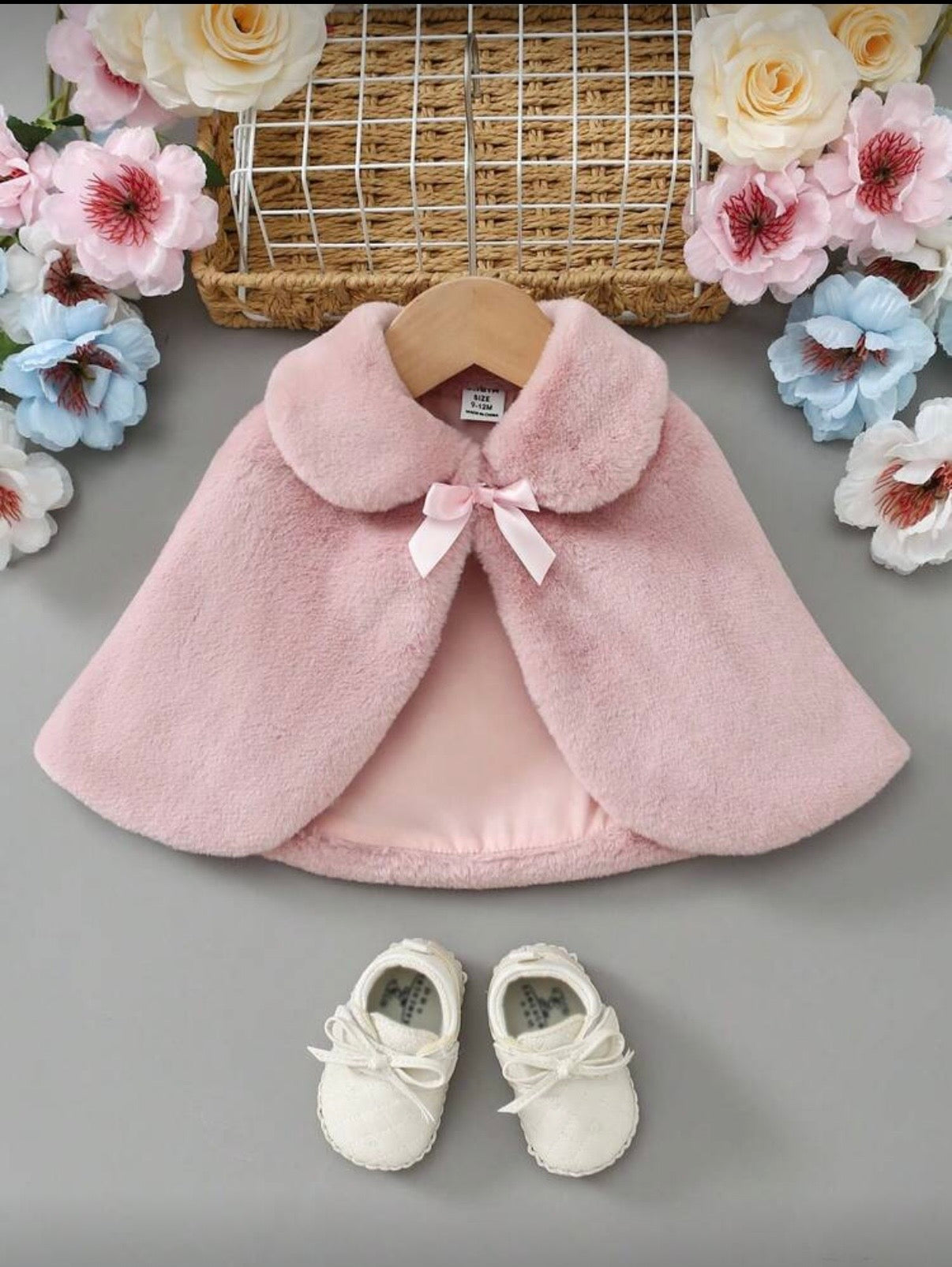 Capa alba eleganta din blanita ecologica pentru fete - Annabelle