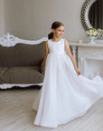 Rochie lunga alba eleganta din organza, pentru fete - Tina