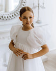 Rochie lunga alba eleganta din organza, pentru fete - Emina