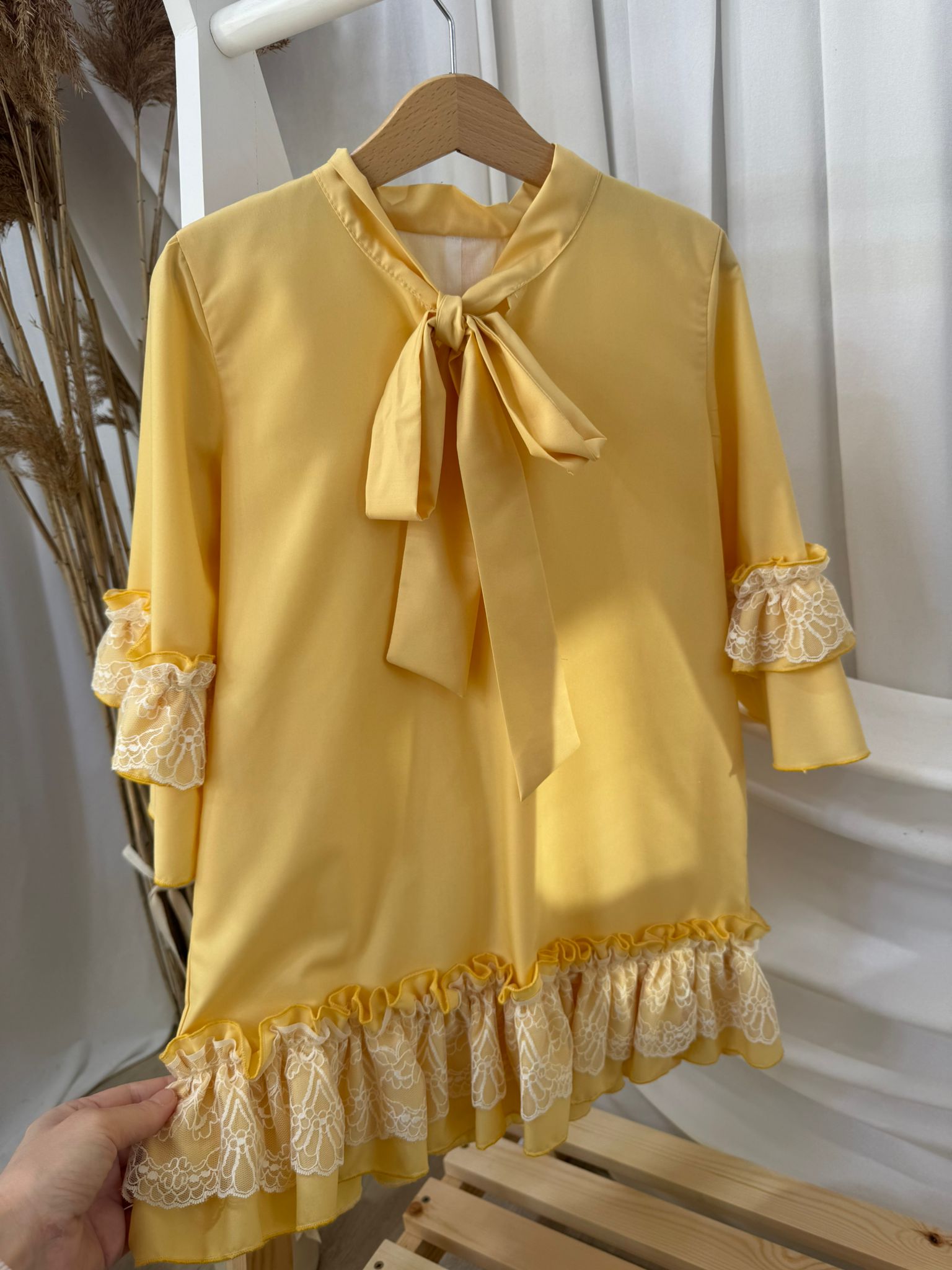 Rochie galbena din poplin  4-5 ani (produs disponibil in stoc)