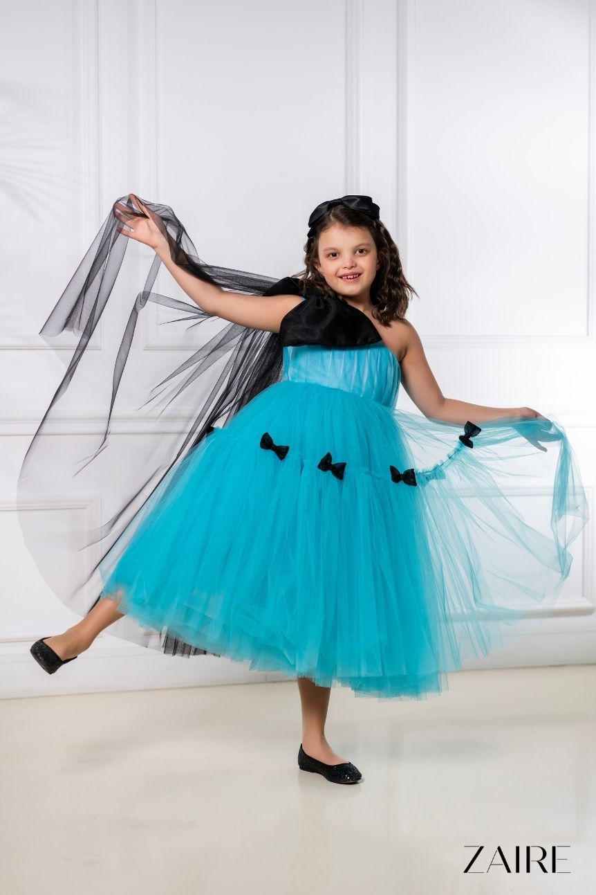 Rochie turquoise eleganta cu fundita neagra pe umar din tulle pentru fete - Annabelle