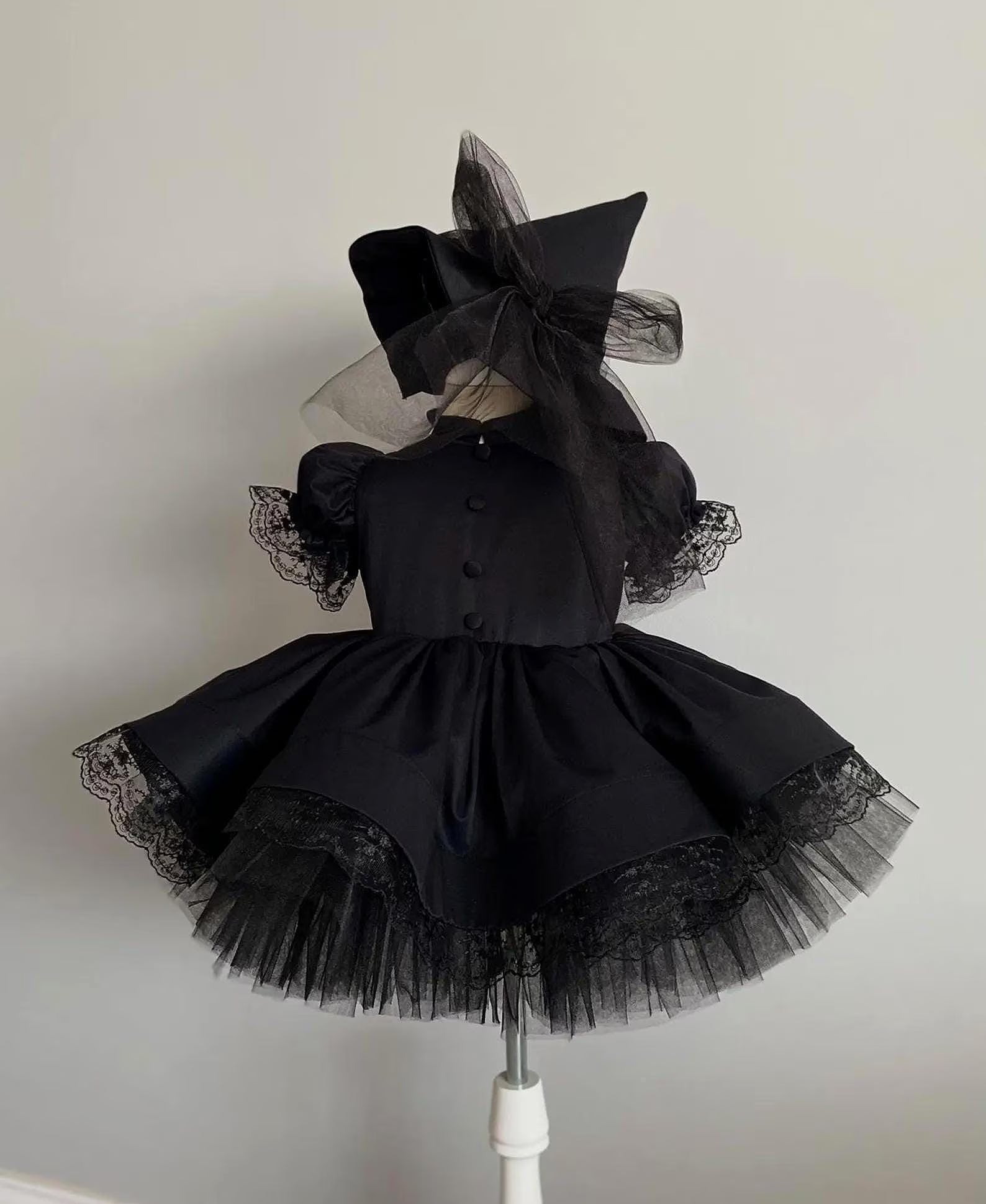 Rochie neagra Halloween Party + PALARIE CADOU pentru fete - 02