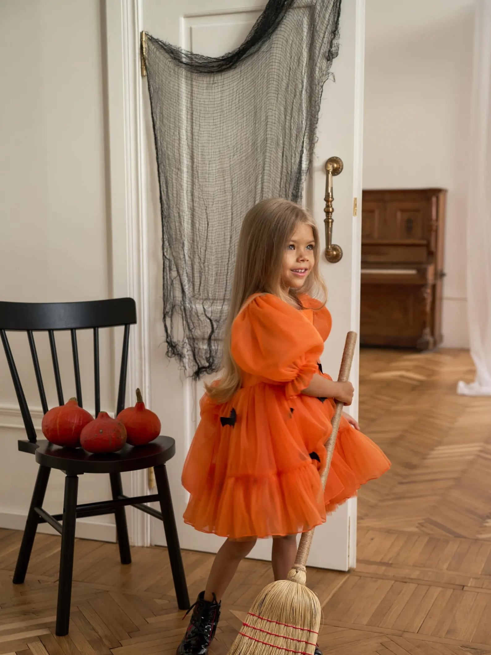 Rochie portocalie accesorizata cu lilieci negrii Halloween Party pentru fete - 00