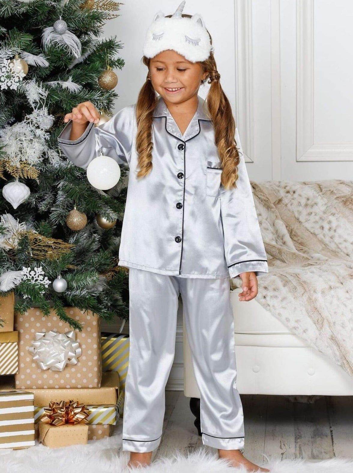 Pijama gri din satin pentru fete - personalizabila