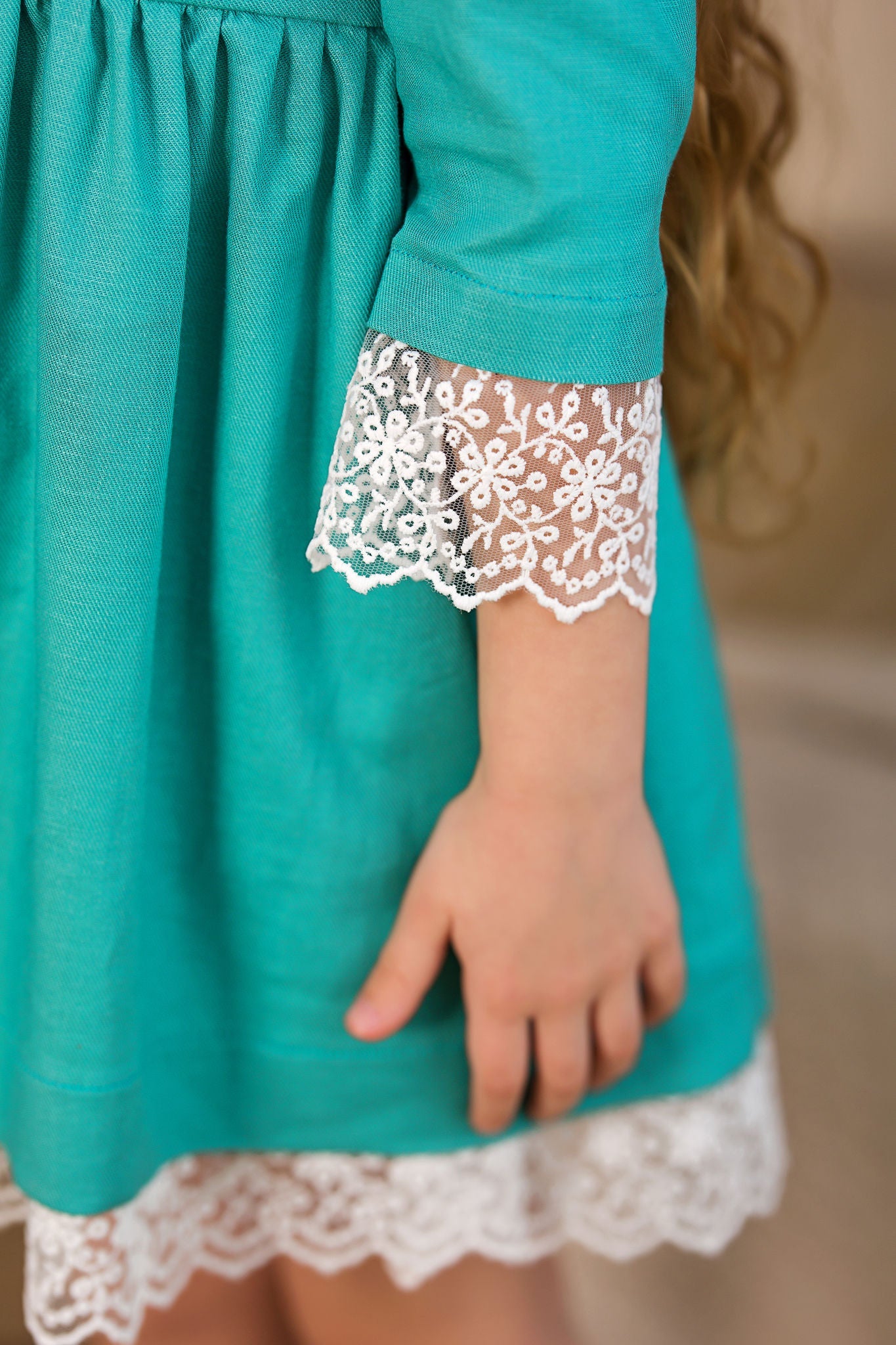 Rochie din in turquoise si dantela pentru fete - Alyssa