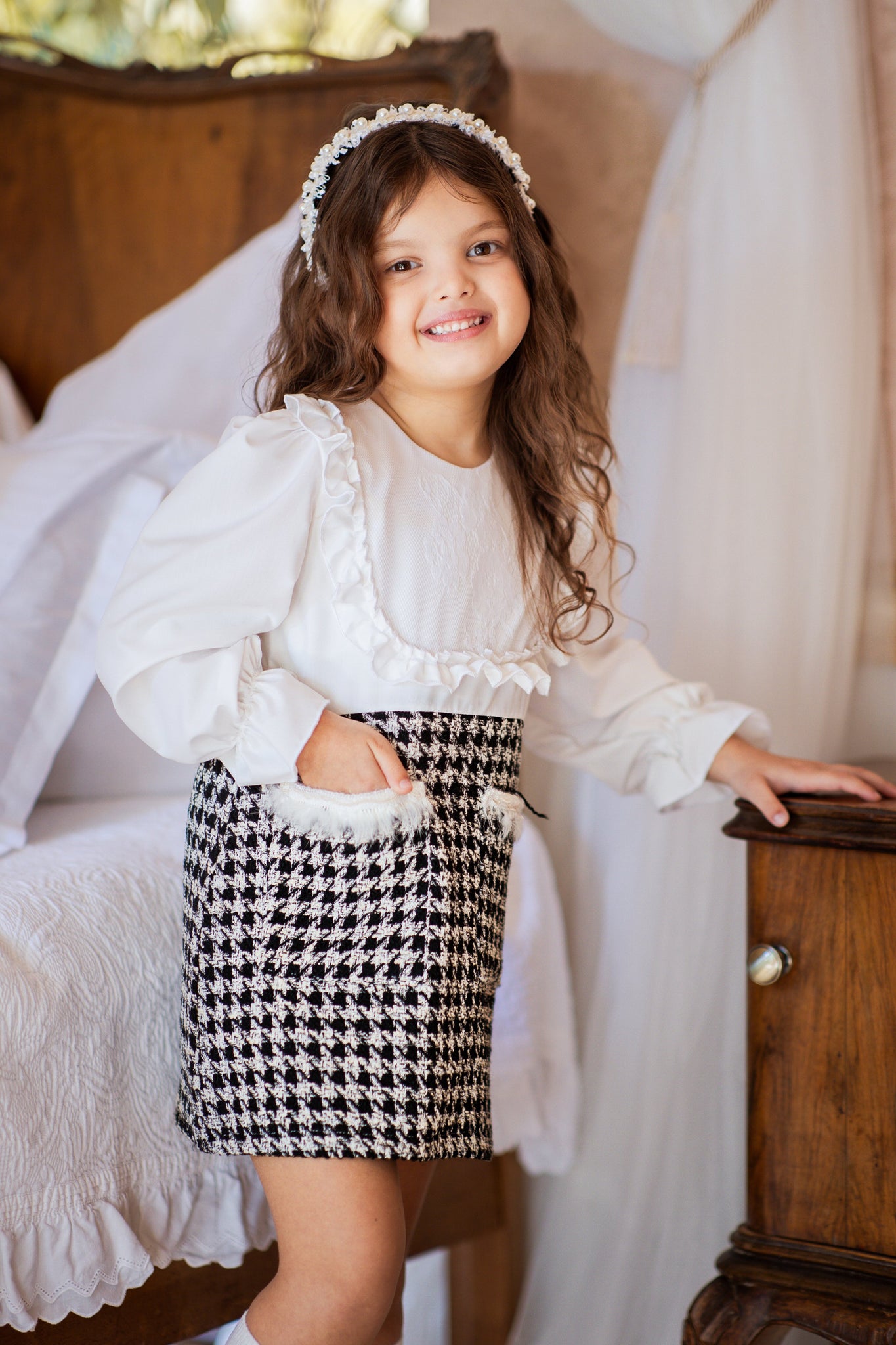 Rochie eleganta din stofa tweed si aplicatii din blana naturala - Thea